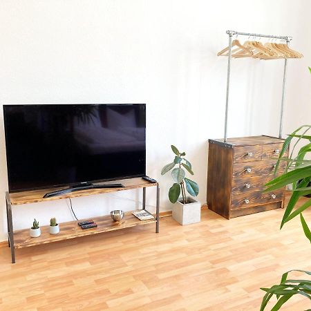 2 Zimmer Ferienwohnung In Zentraler Lage Inkl Wlan & Netflix Leipzig Exterior foto